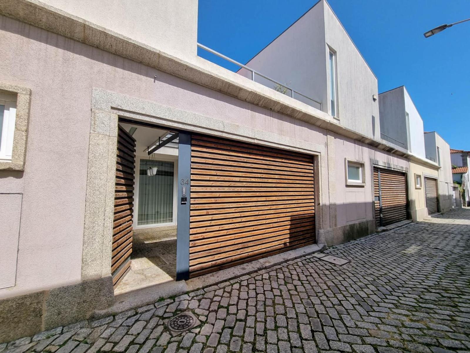 Casa Do Trigo - With Garage In The City Center เวียนา โด กัสเตโล ภายนอก รูปภาพ